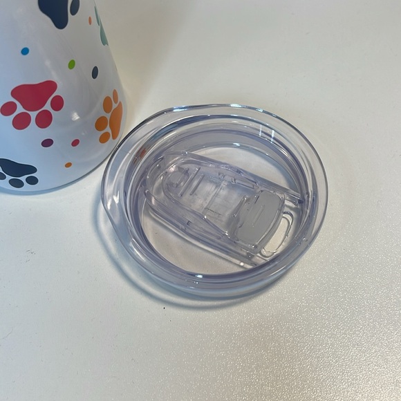 Paw Print 20 Ounce Tumbler with lid - Picture 5 of 7